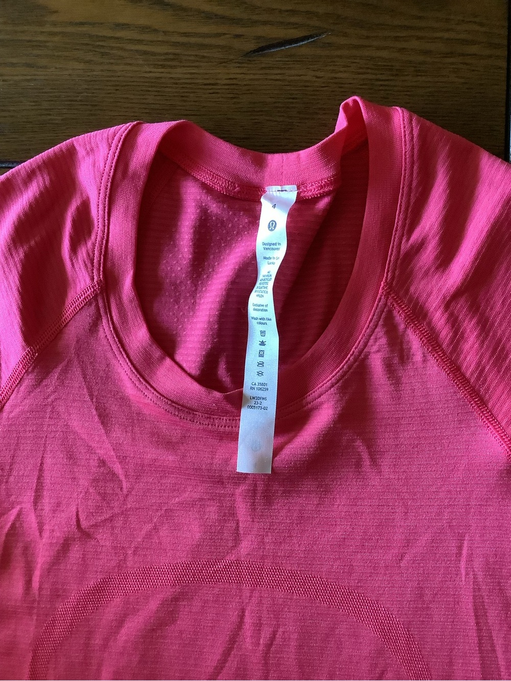 lululemon athletica Women's Bright Pink Short Sleeve Scoop Neck Top